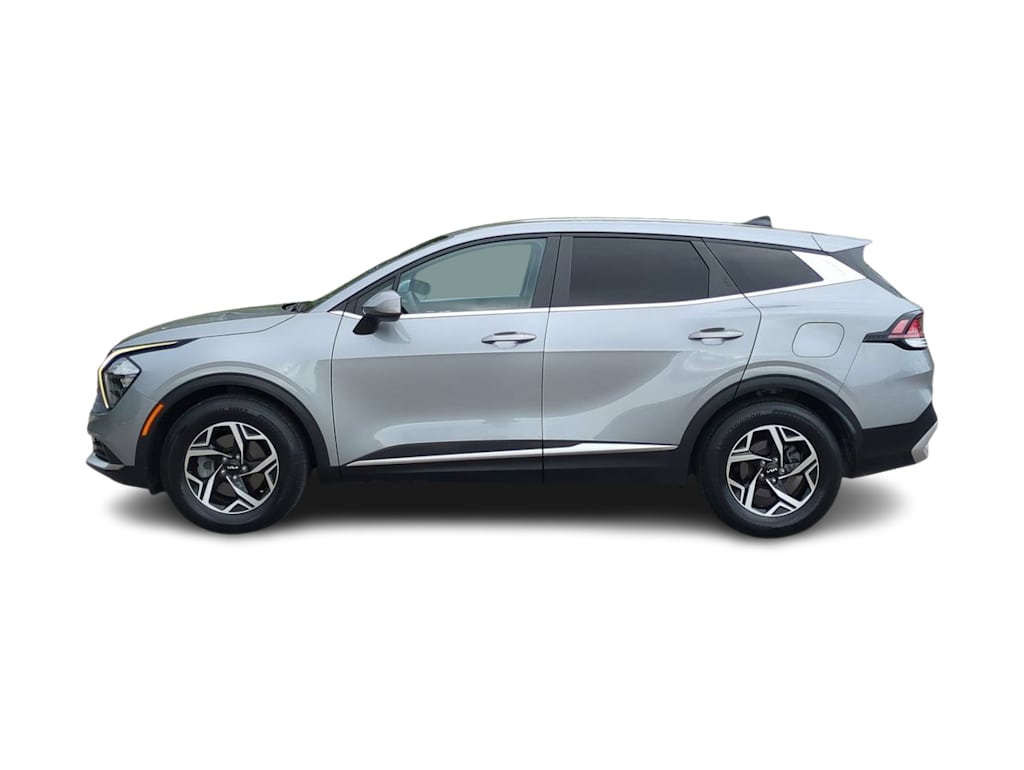 Thumbnail: 2023 Kia Sportage - 3