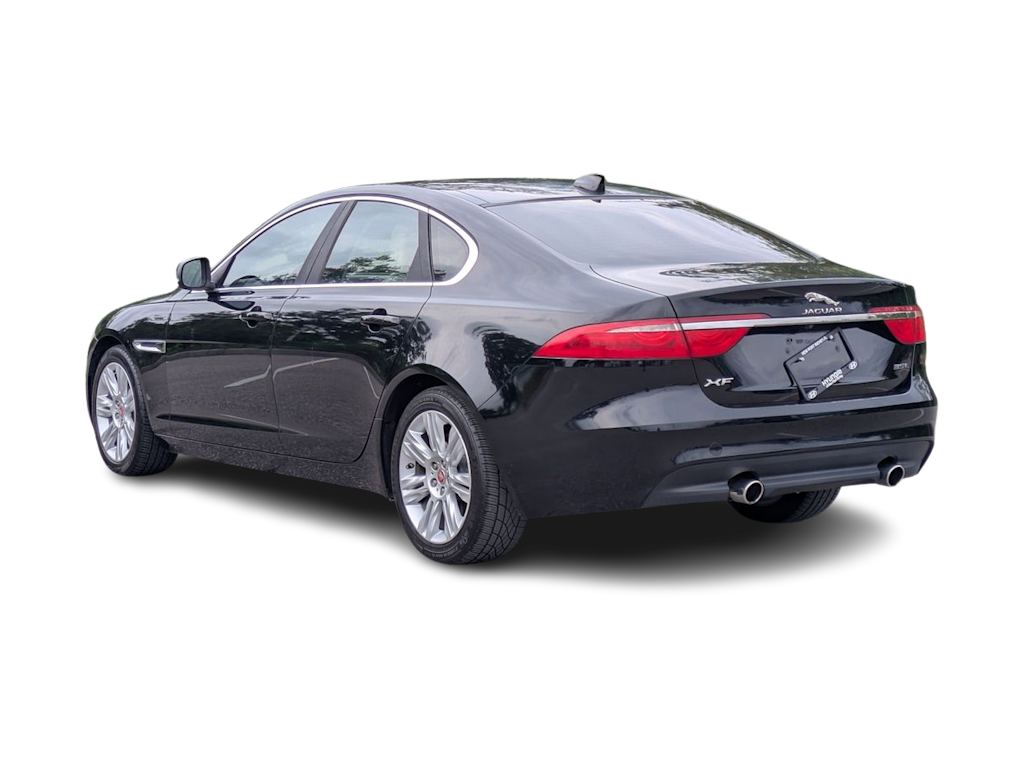 Thumbnail: 2017 Jaguar XF - 4