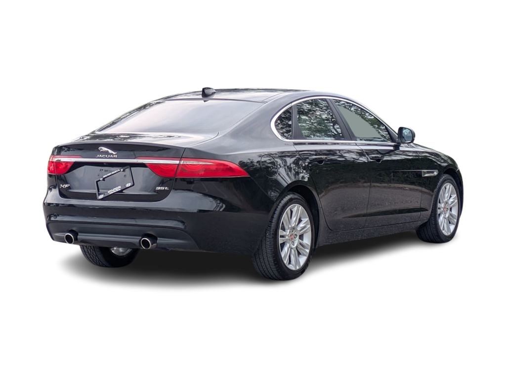 Thumbnail: 2017 Jaguar XF - 19