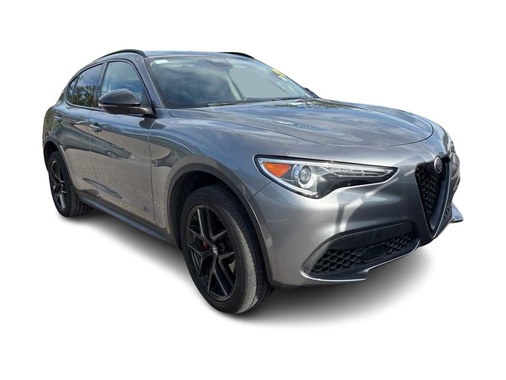 Thumbnail: 2020 Alfa Romeo Stelvio - 11