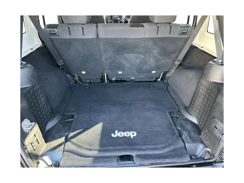 Thumbnail: 2017 Jeep Wrangler - 17