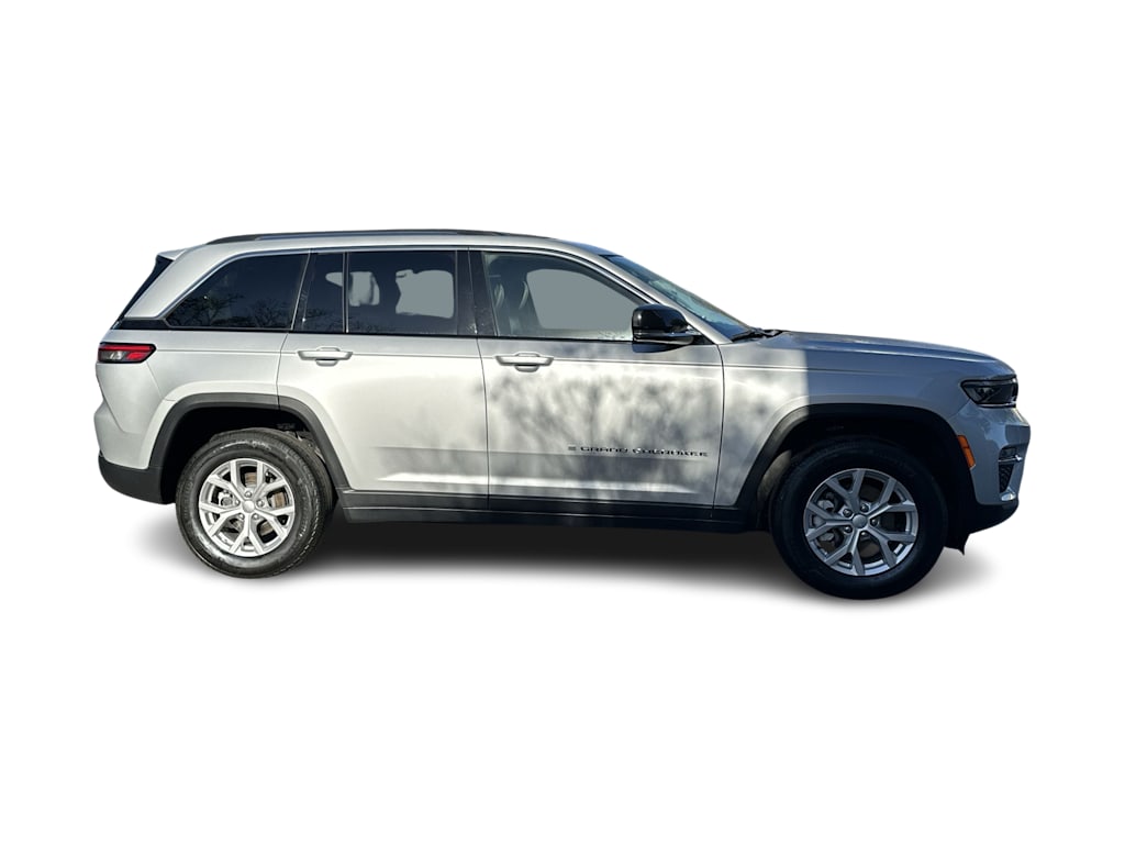 Thumbnail: 2023 Jeep Grand Cherokee - 19