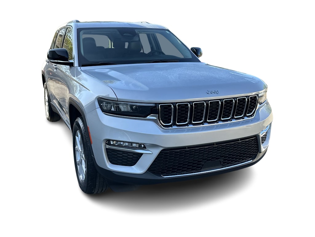Thumbnail: 2023 Jeep Grand Cherokee - 20