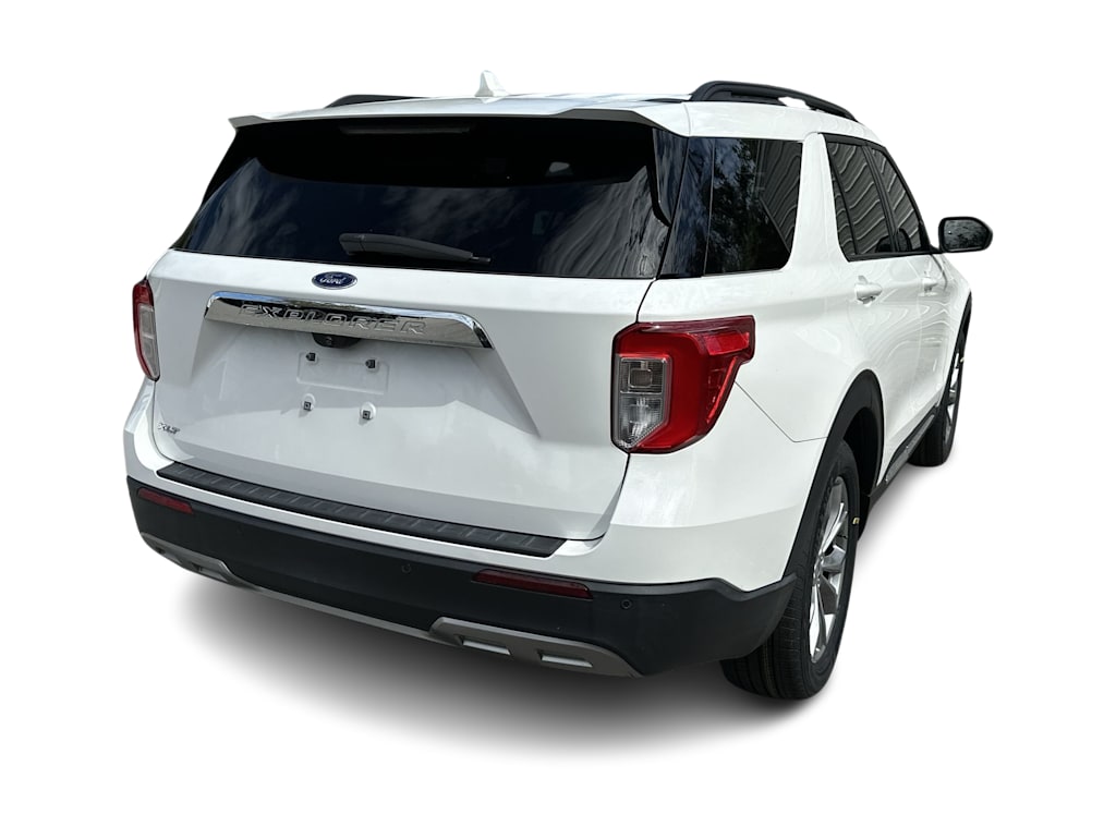 Thumbnail: 2023 Ford Explorer - 11