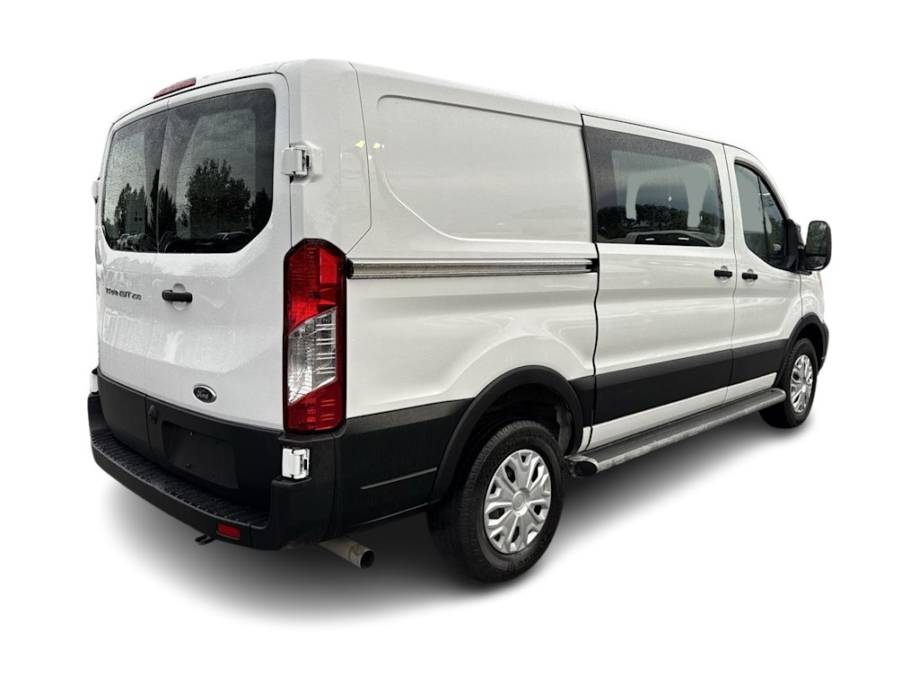 2022 Ford Transit Series 250 19