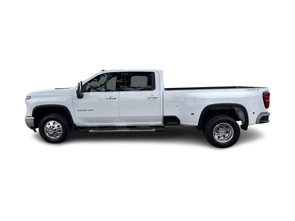 2025 Chevrolet Silverado 3500 LTZ 3