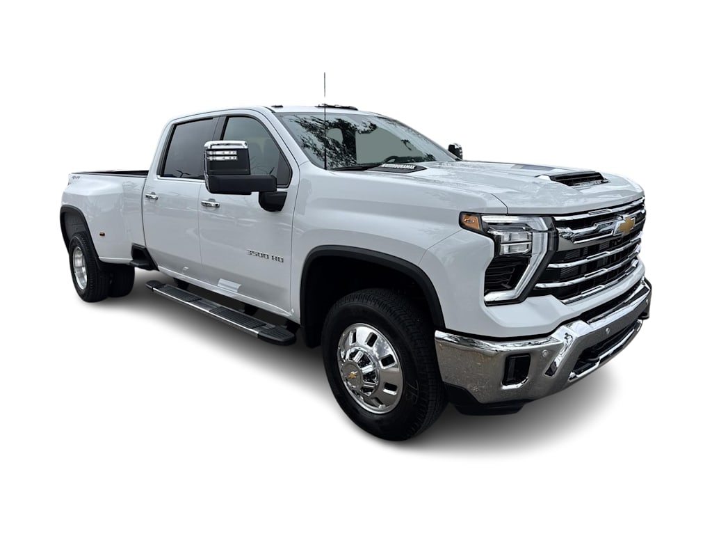 2025 Chevrolet Silverado 3500 LTZ 16