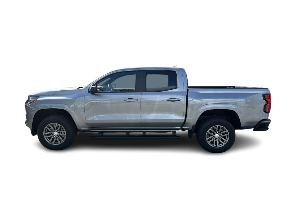 Thumbnail: 2023 Chevrolet Colorado - 3