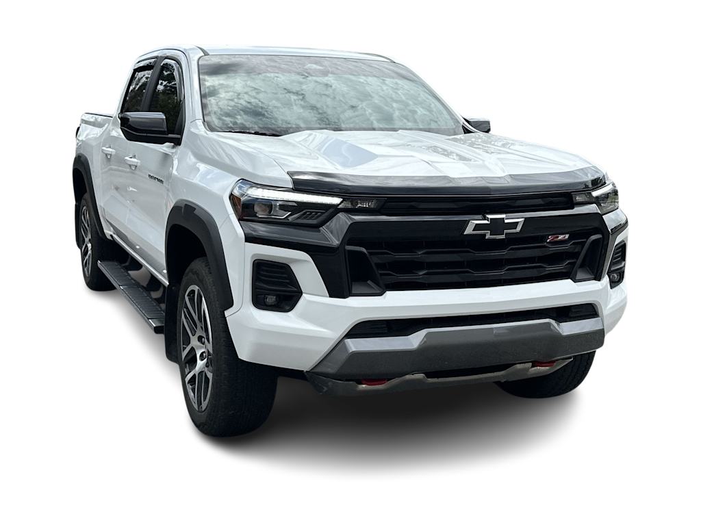 Thumbnail: 2023 Chevrolet Colorado - 20
