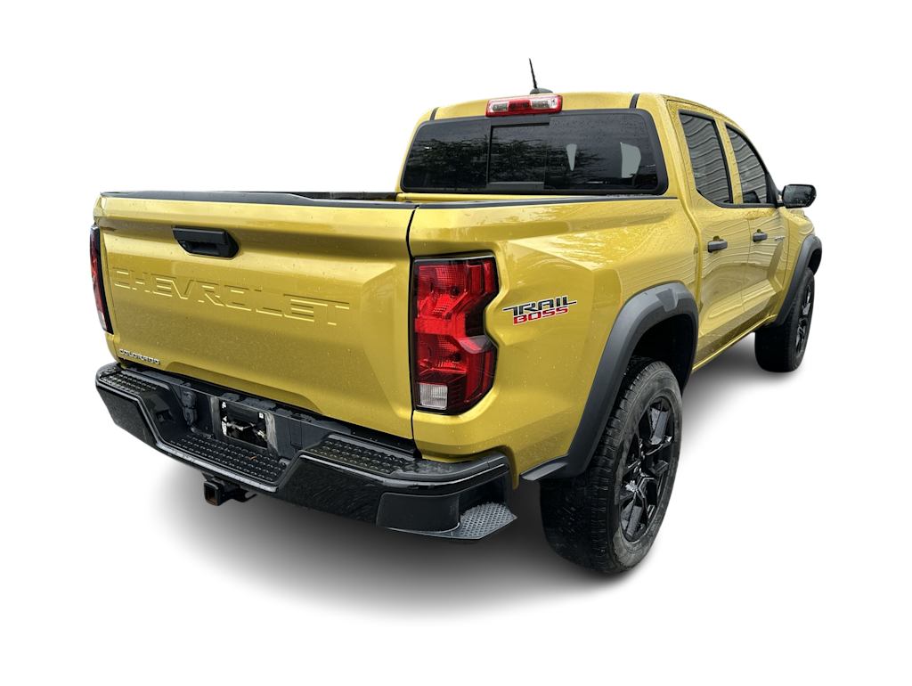 Thumbnail: 2023 Chevrolet Colorado - 20