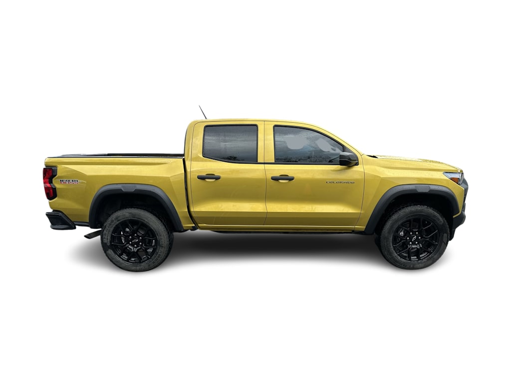 Thumbnail: 2023 Chevrolet Colorado - 21