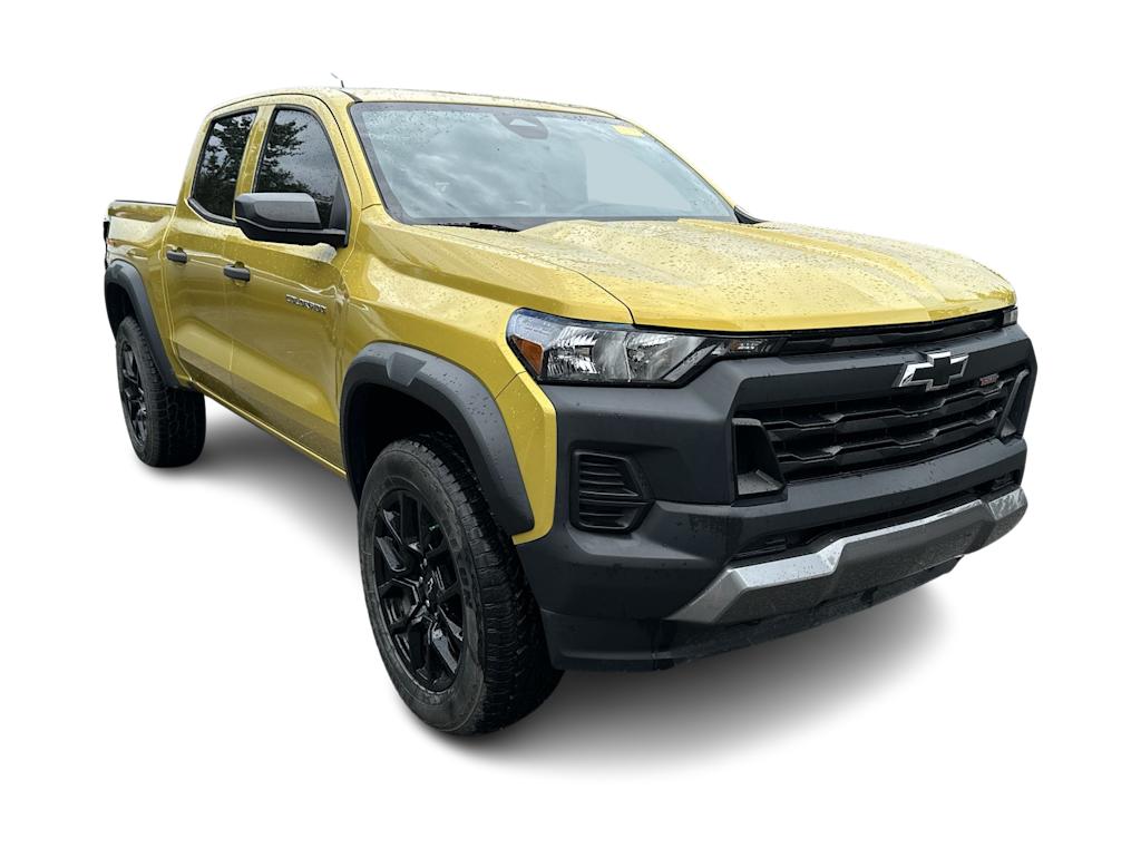 Thumbnail: 2023 Chevrolet Colorado - 22