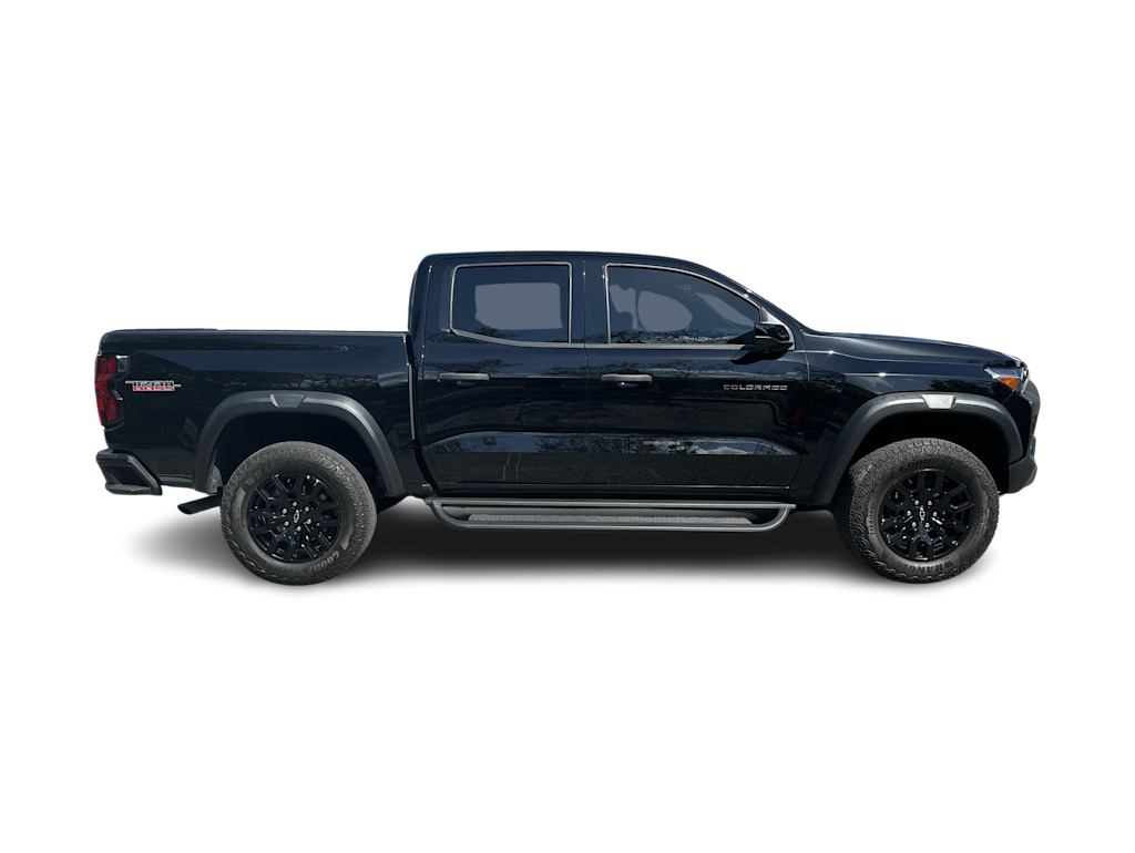 Thumbnail: 2024 Chevrolet Colorado - 20