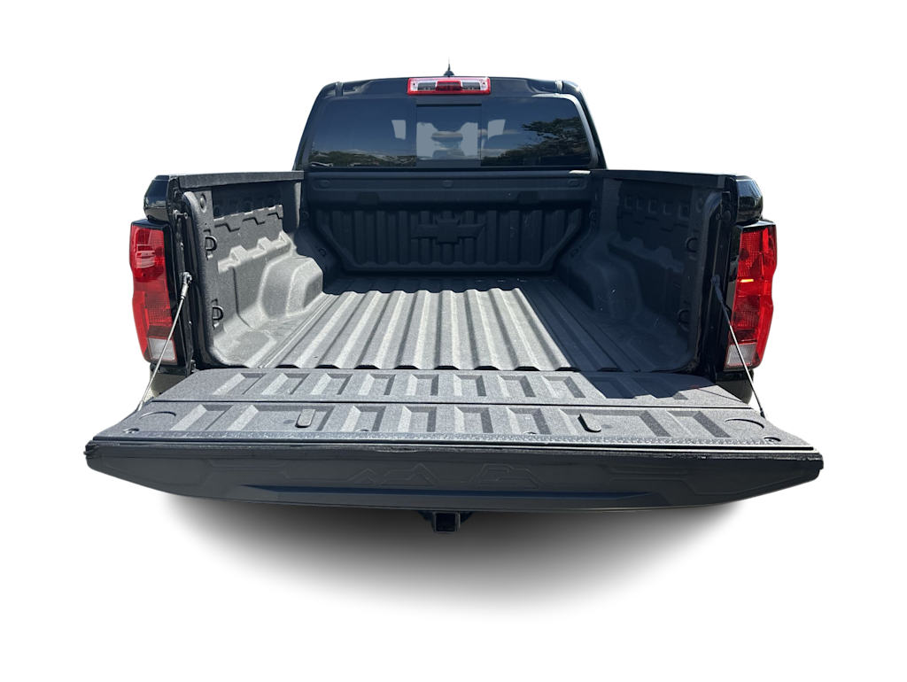 Thumbnail: 2024 Chevrolet Colorado - 16