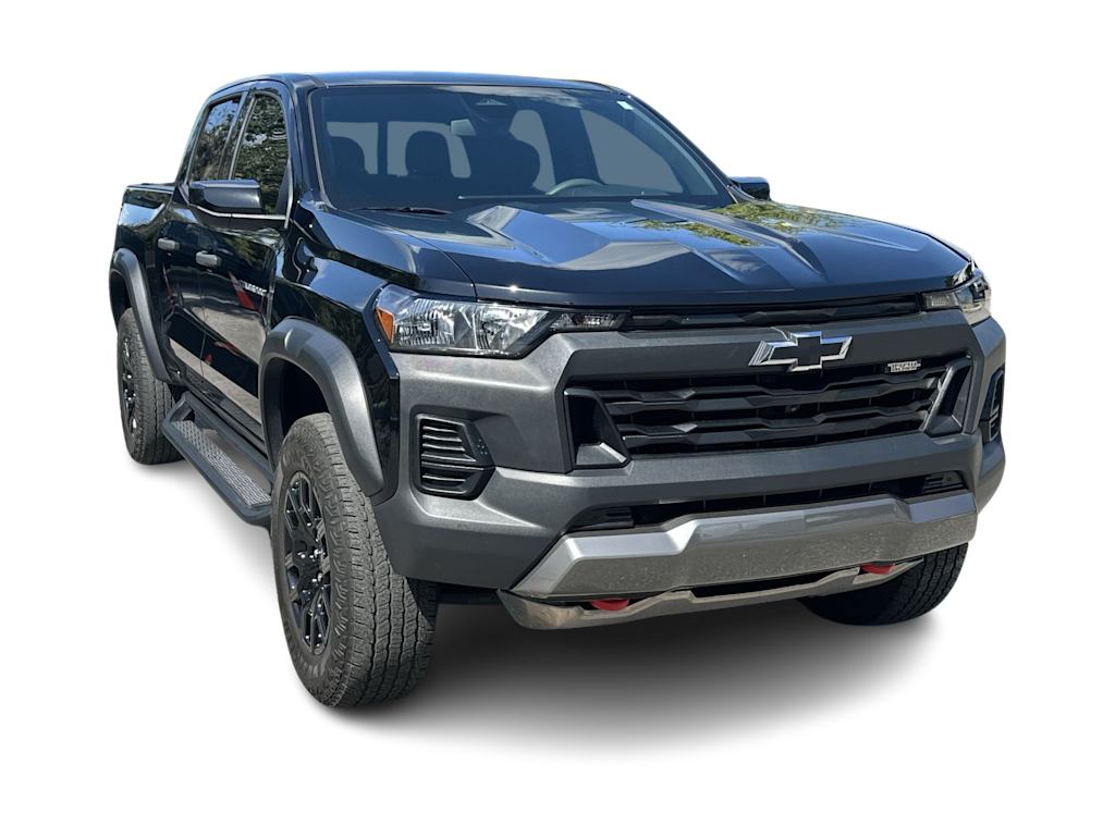 Thumbnail: 2024 Chevrolet Colorado - 21