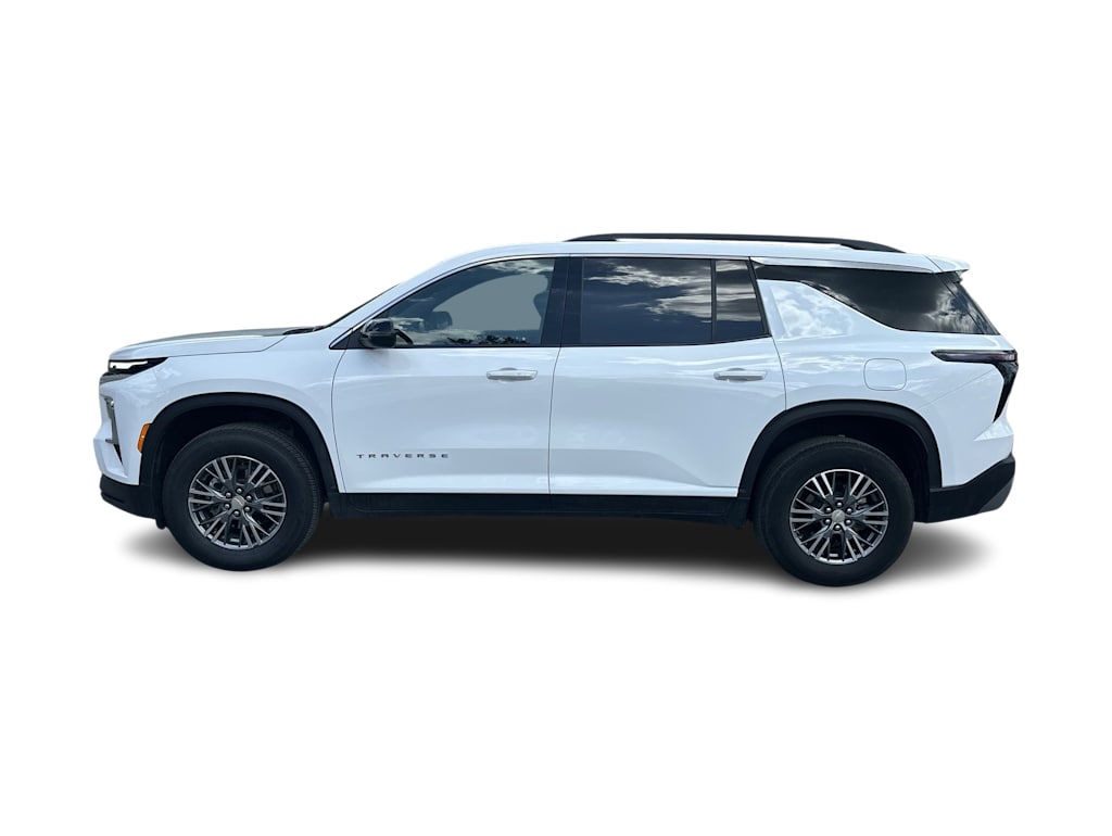 Thumbnail: 2025 Chevrolet Traverse - 3