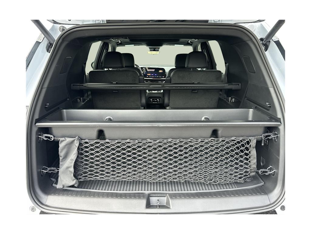 Thumbnail: 2026 Chevrolet Traverse - 16
