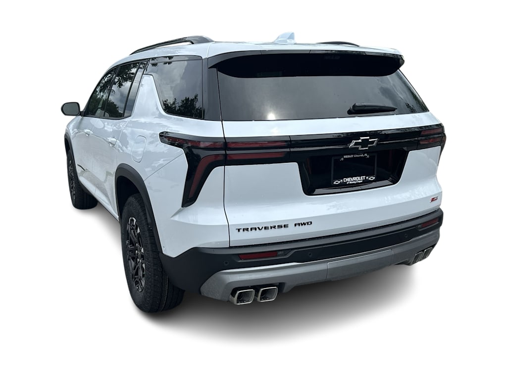 Thumbnail: 2027 Chevrolet Traverse - 3