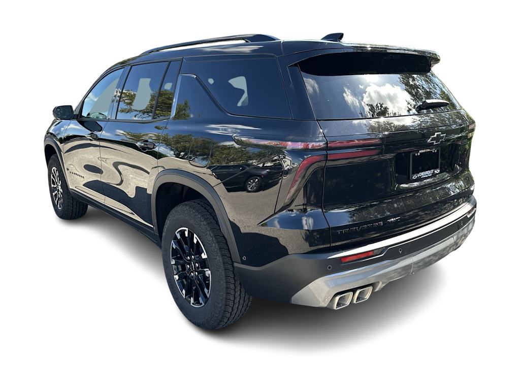 Thumbnail: 2026 Chevrolet Traverse - 4