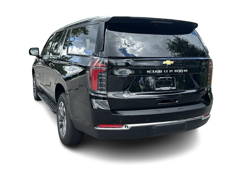 Thumbnail: 2026 Chevrolet Suburban - 4