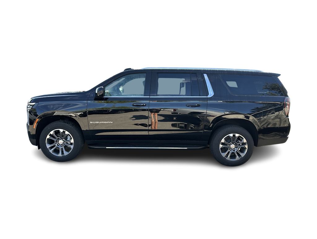 Thumbnail: 2026 Chevrolet Suburban - 3