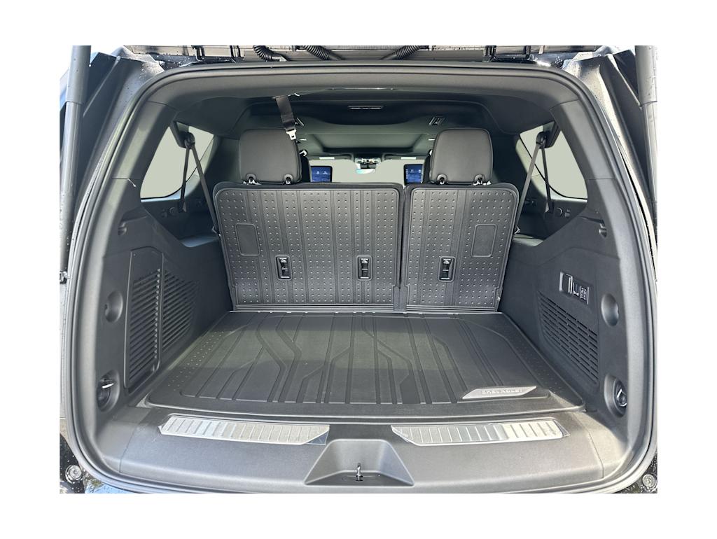 Thumbnail: 2026 Chevrolet Suburban - 14