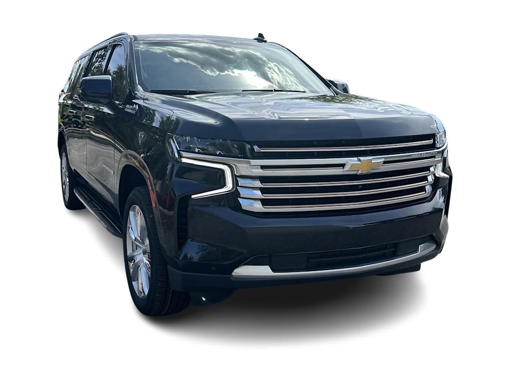 Thumbnail: 2023 Chevrolet Suburban - 21