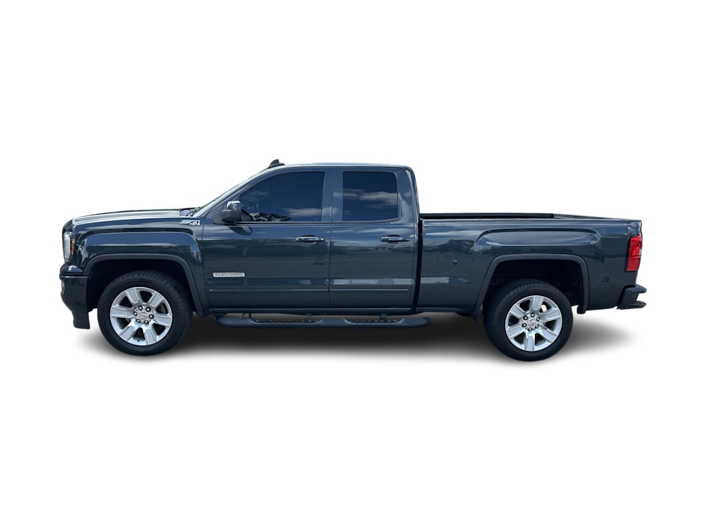Thumbnail: 2017 GMC Sierra 1500 - 3