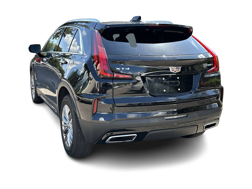 Thumbnail: 2025 Cadillac XT4 - 4