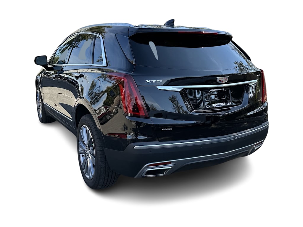 Thumbnail: 2025 Cadillac XT5 - 3