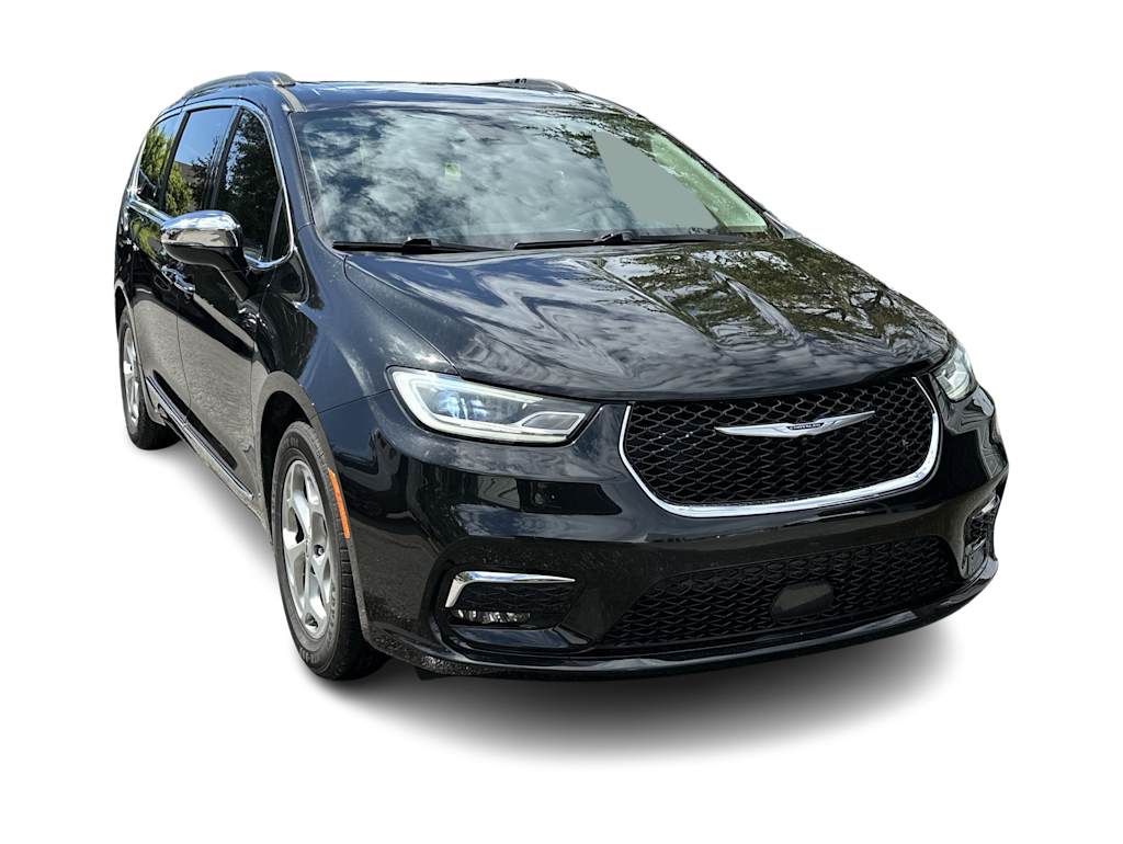 Thumbnail: 2023 Chrysler Pacifica - 22