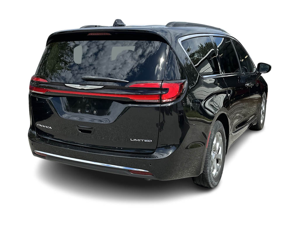 Thumbnail: 2023 Chrysler Pacifica - 20