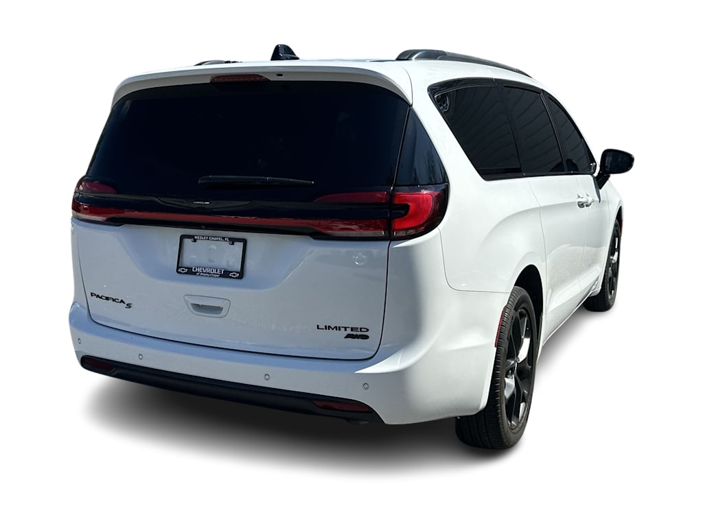 Thumbnail: 2023 Chrysler Pacifica - 20