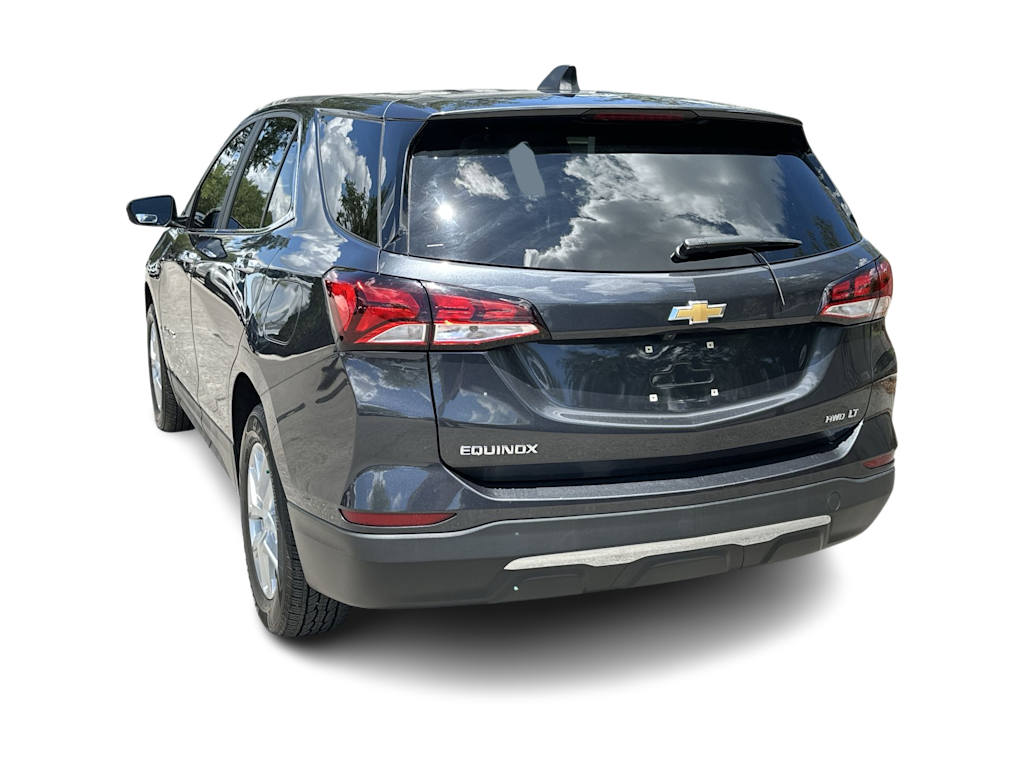 Thumbnail: 2022 Chevrolet Equinox - 3