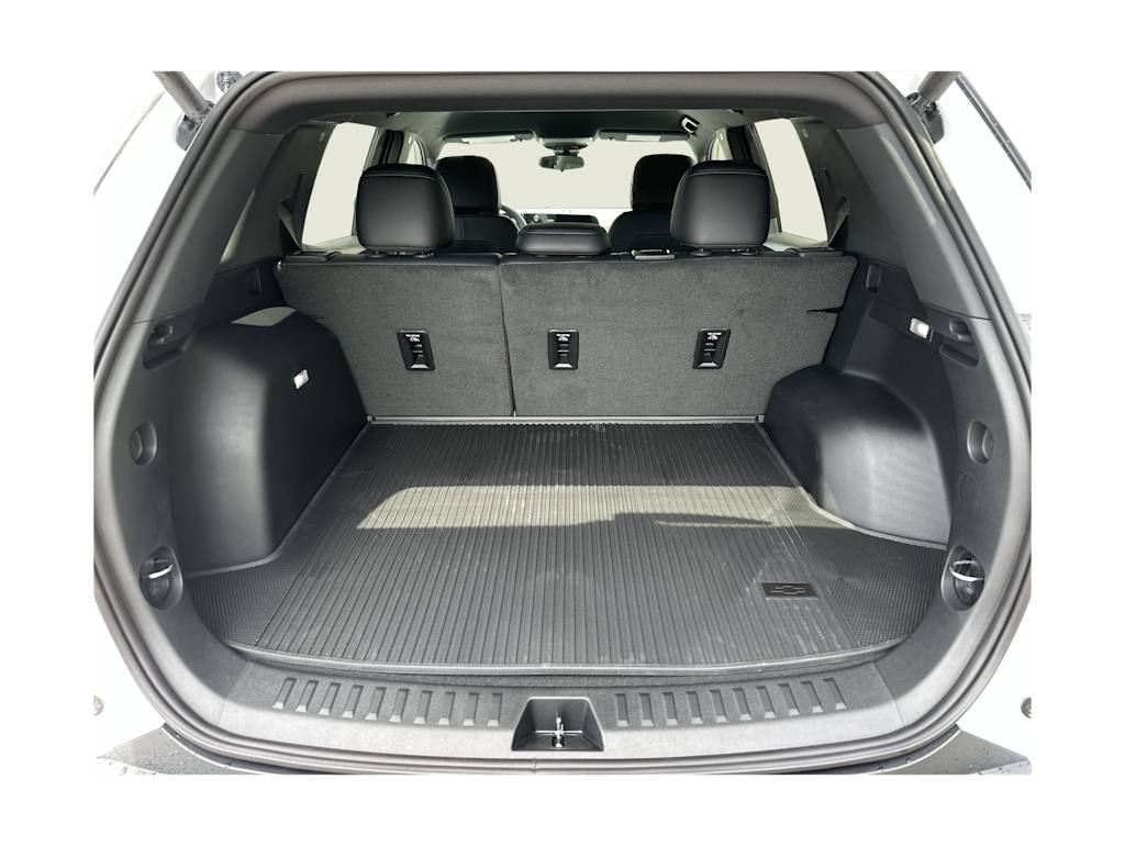 Thumbnail: 2027 Chevrolet Equinox - 15