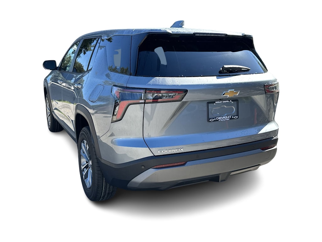 Thumbnail: 2027 Chevrolet Equinox - 3
