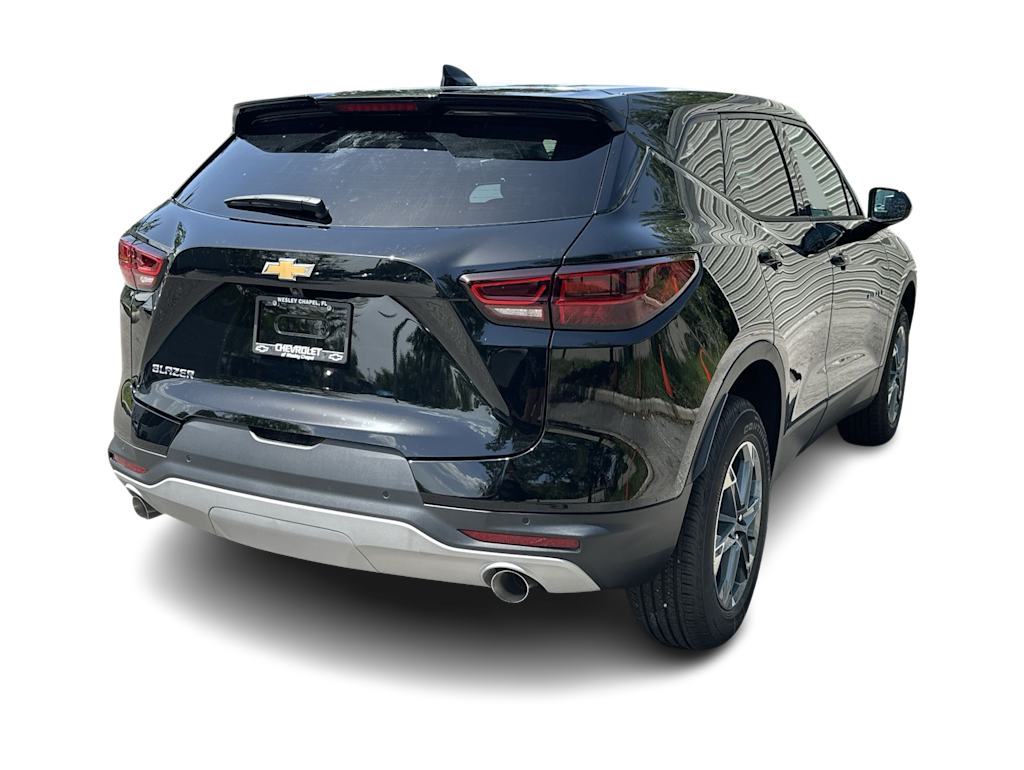 Thumbnail: 2026 Chevrolet Blazer - 21