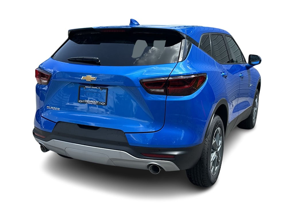 Thumbnail: 2026 Chevrolet Blazer - 21