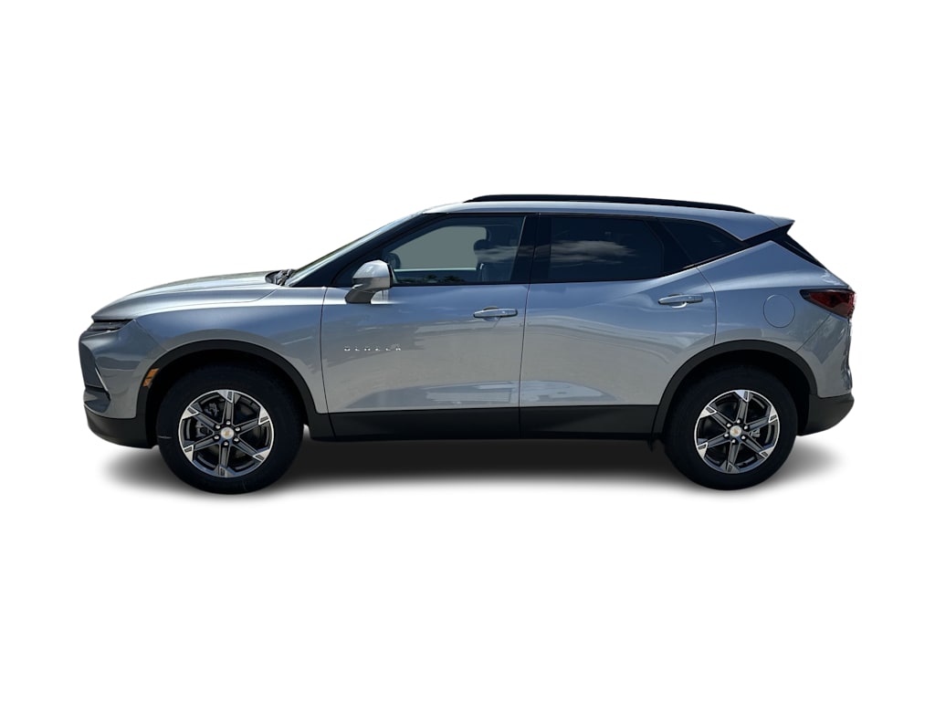 Thumbnail: 2026 Chevrolet Blazer - 3