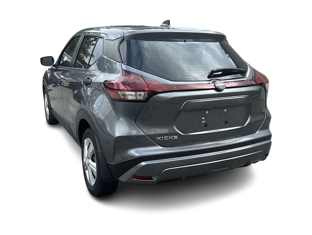 Thumbnail: 2024 Nissan Kicks - 4