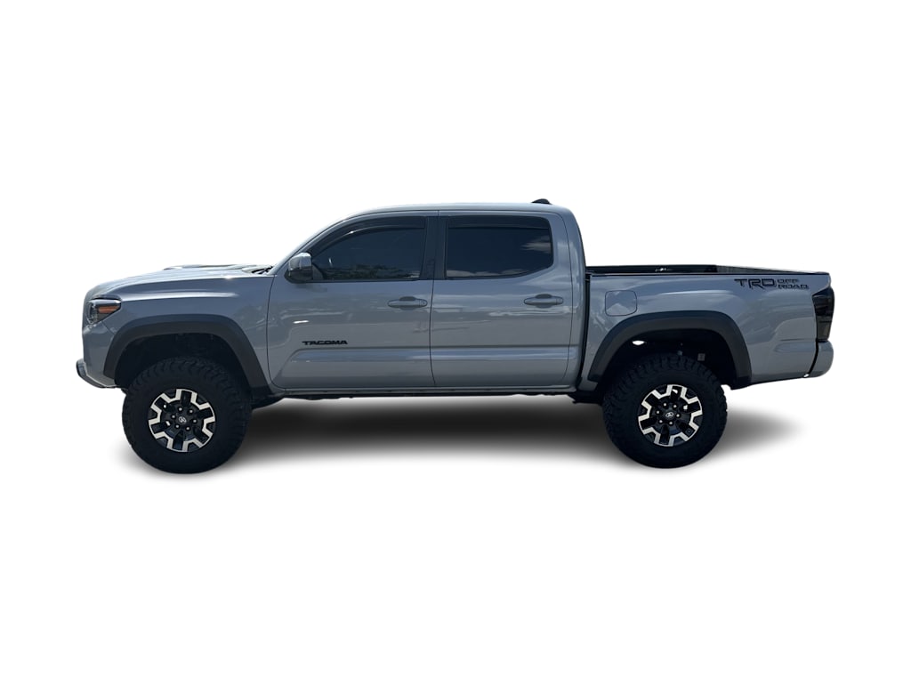 Thumbnail: 2021 Toyota Tacoma - 3