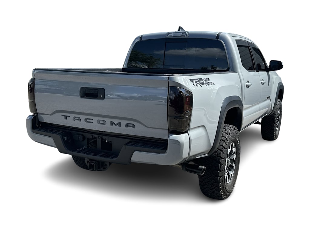 Thumbnail: 2021 Toyota Tacoma - 19