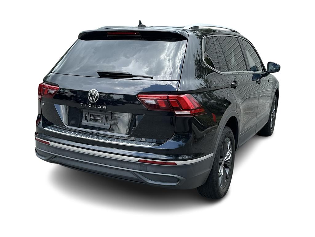 Thumbnail: 2023 Volkswagen Tiguan - 19
