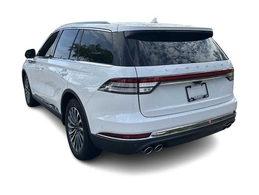 Thumbnail: 2023 Lincoln Aviator - 4
