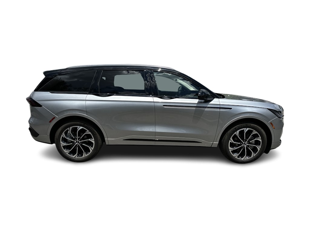 Thumbnail: 2025 Lincoln Nautilus - 19