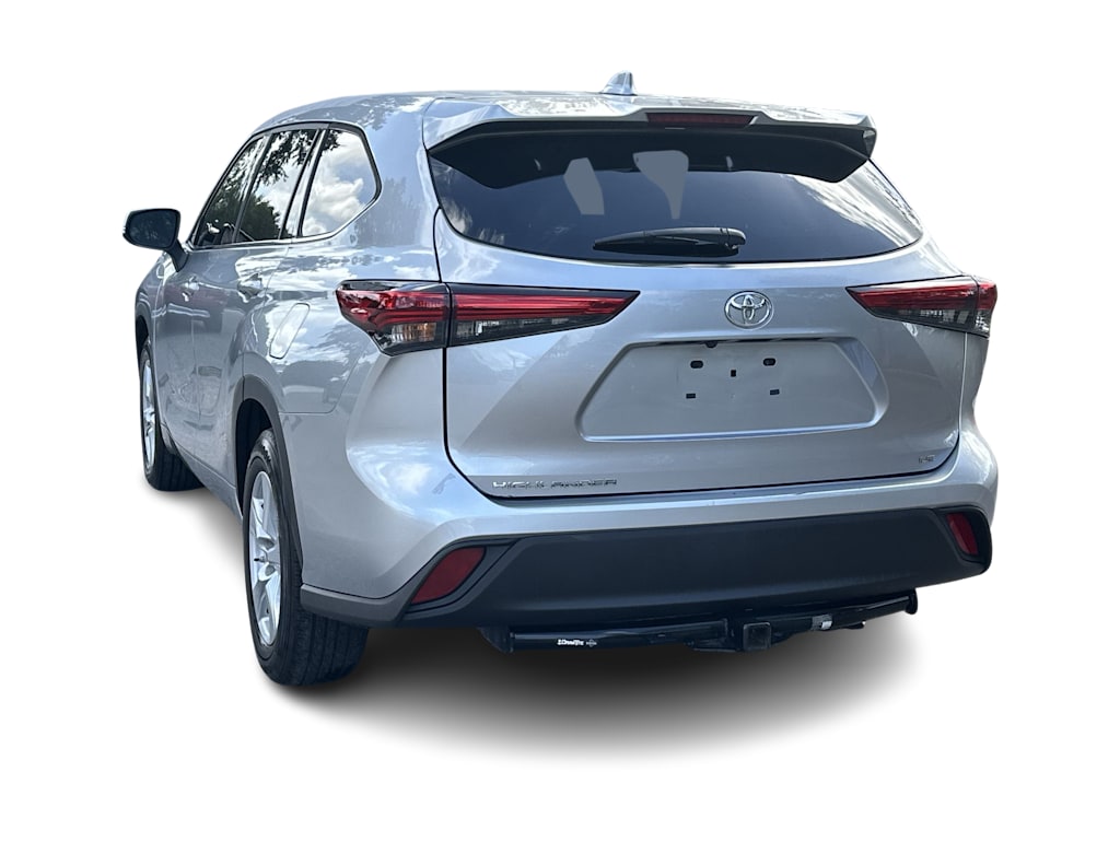 Thumbnail: 2021 Toyota Highlander - 4