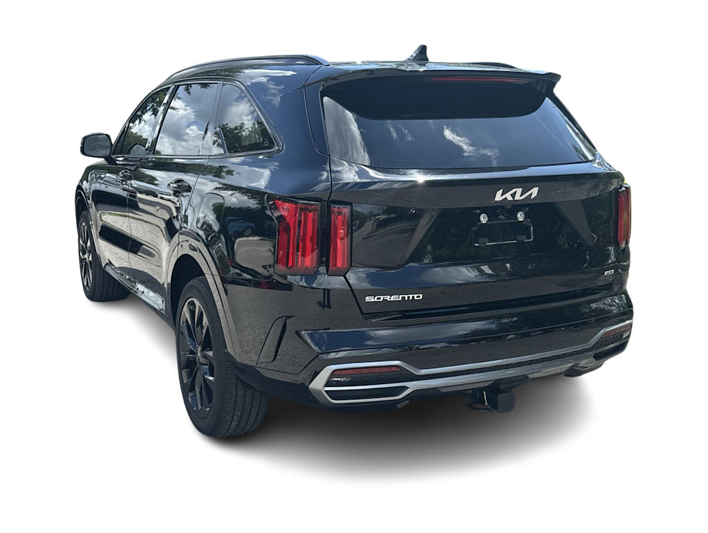 Thumbnail: 2023 Kia Sorento - 4