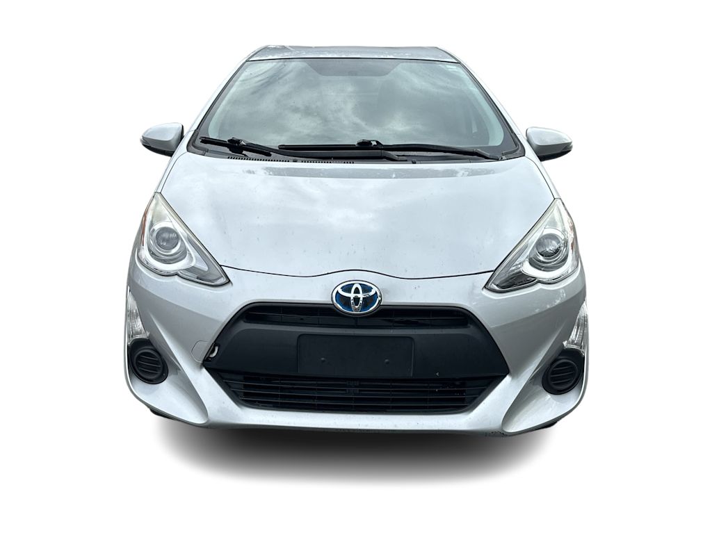 Thumbnail: 2015 Toyota Prius c - 6