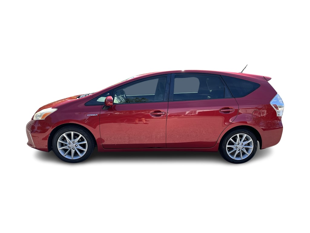 Thumbnail: 2013 Toyota Prius v - 3