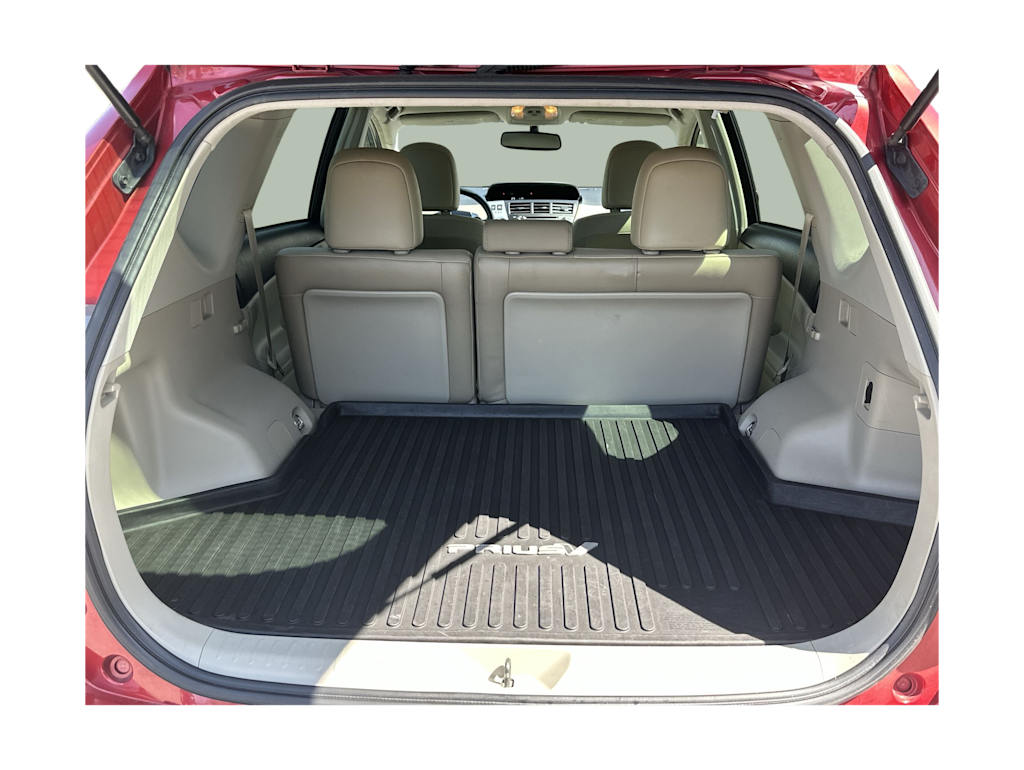Thumbnail: 2013 Toyota Prius v - 16